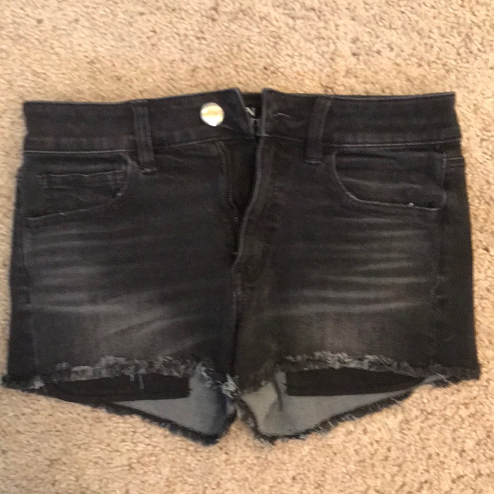 American Eagle Black High Waisted shorts